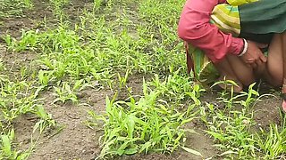 Desi Bhabhi Big Ass Doggy Style Outdoor Sex on Farm with Sukunmi