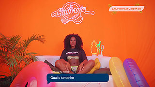 Iasmin Santana: Summer Intimate