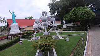 Thai girlfriend day out and sex at home