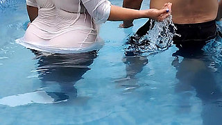 A Hot Couple's Risky Fun in the Swimming Pool.