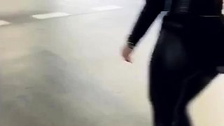 European Amateur Gives Wicked Head Outdoors In Public