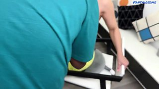 Mo Gives White Cougar Wifey Alex Fox Her very first Anal invasion Practice With Black Stud