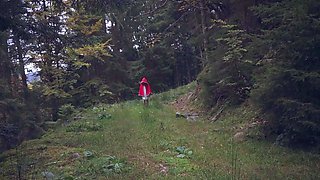 Amateur redhead Milf sucks and fucks a guy