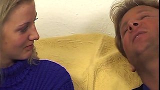 Girl With Over Big Hole Tests Dildos