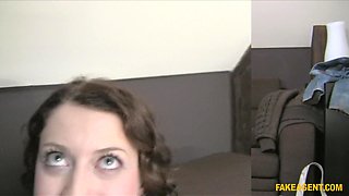 Dark Hair Plumper Spreads Her Butt Wide at Casting