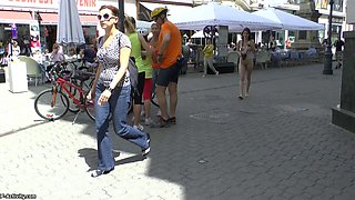 Amateur teen Jenny Dark fucked in public