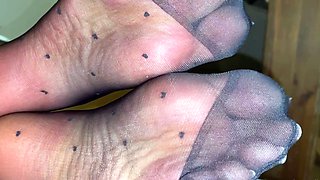 Horny amateur girls with a foot fetish play along