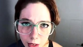 Ellie Skyes - The Family Vacation: step-Mom's Desperation