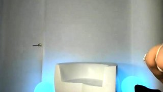 Masturbating piss fetish babe riding toys