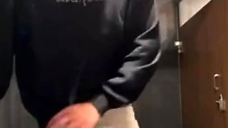 Bathroom Sneaky Link