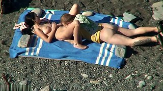 Voyeur Catches Stepsister Giving Blowjob on Beach