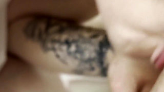 Hillbilly Girlfriend Fucks Gets Cumshot