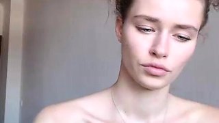 Brunette Solo Webcam Masturbation