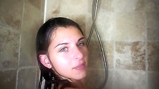 Brunette Solo Webcam Masturbation