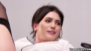 Ariel Demure comes in and starts fucking Megan Mistakes right then and there