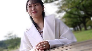 336KNB-408　【爆乳って、アガる！】【リミットブレイク絶頂セックス！】自由が欲しい爆乳奥様！服の上からでもわかる大きな膨らみと柔らかそうなお尻が、まさにG1ボディ！トロトロま●こにち●こぶっ刺せばデカ声で喘いでました！