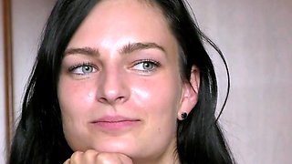 Leanne Lace, Audition And Sex