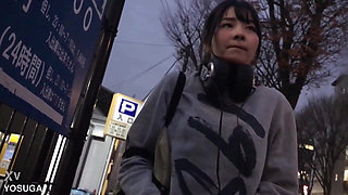A Busty Girl From a Strong Tennis Club Takes on a Secret Part-time Job. She Gets Her Huge Breasts Massaged