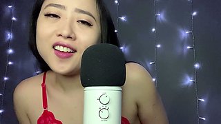 Amateur Webcam Cute Teen Plays Solo