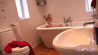 Auntie Lucinda Bathtub Jerk Off Instruction