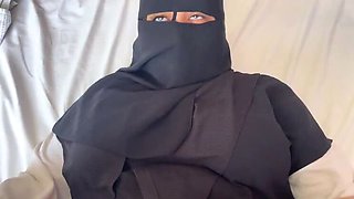 Hijab Maid Lux Eva Gets Pussy Creampie By Client While Cleaning Hotel Room - Amateur Homemade 4K