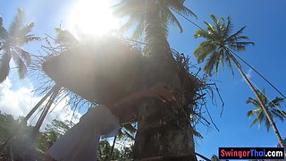 Big booty Thai girlfriend garden lovemaking