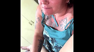 Mature stepmom swallows hot cumload after amazing blowjob