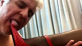 Gea Domina - I Instruct My Slave To Wipe My Shoes With His