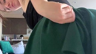 Amateur big ass brunette teen with