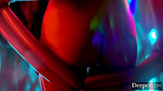 Big-Tits MILFs Adriana Chechik and Maitland Ward Pound Pussies in Twisted Facesitting F