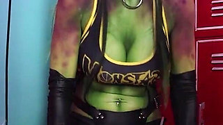 Jerk off for Cartoon Cosplay! Space Jam Parody