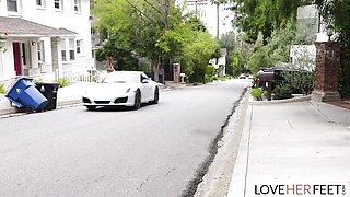 Hottie Athena Faris and Jay Smooth - teen feet (18+) action - Love Her Feet