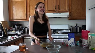 Teen girl shows off and masturbates in hot homemade solo