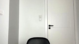 Big boob brunette masturbates on webcam