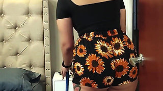 Submissive Boss Katha Dawson Lets Naughty Kylei Ellish Worship Her Pussy While She's at Work.