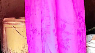 Hot Bhabhi Taking Bath Village Bhabhi Taking Bath