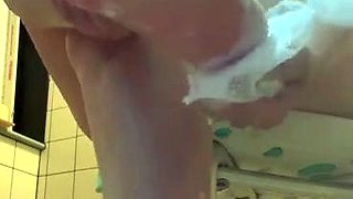 Cute amateur brunette naughty in solo jerking show on camera