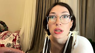 Amateur brunette ariana marie solo toying