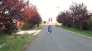 Lea Lexus has a gaping butt