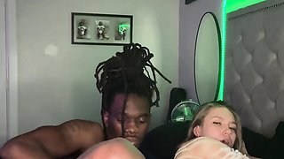 Big cock amateur fucks shaved ass