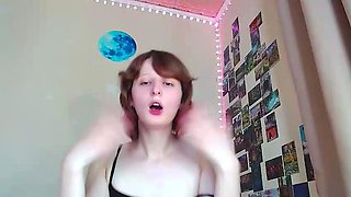 Amateur Webcam Teen Masturbates And Teases