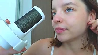 Teen solo fun masturbating when home alone