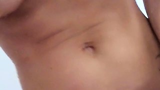Amateur webcam girl masturbate big dildo