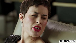 Tushy Shy Avery Seduces her Longtime Crush for Anal Joy - Avery Cristy