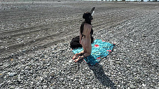 I caught a stranger masturbating on the beach and fucked her hard. With dirty talk