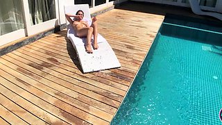 sexy babe in oil  fucked guy near pool