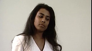 Ebony Babe From Germany Posing on Photo Casting