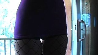 Amateur brunette teen in solo