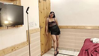Indian Bhabhi Ayushi Hardcore Sex with Stranger Friend - Desi Aunty Doggy Style & Cowgirl POV