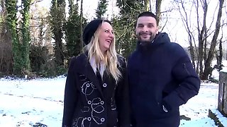 French blonde hooker spreads for deep pumping